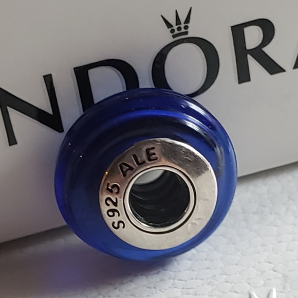 Packaging included Pandora Charm 13 - Picture 6 of 7